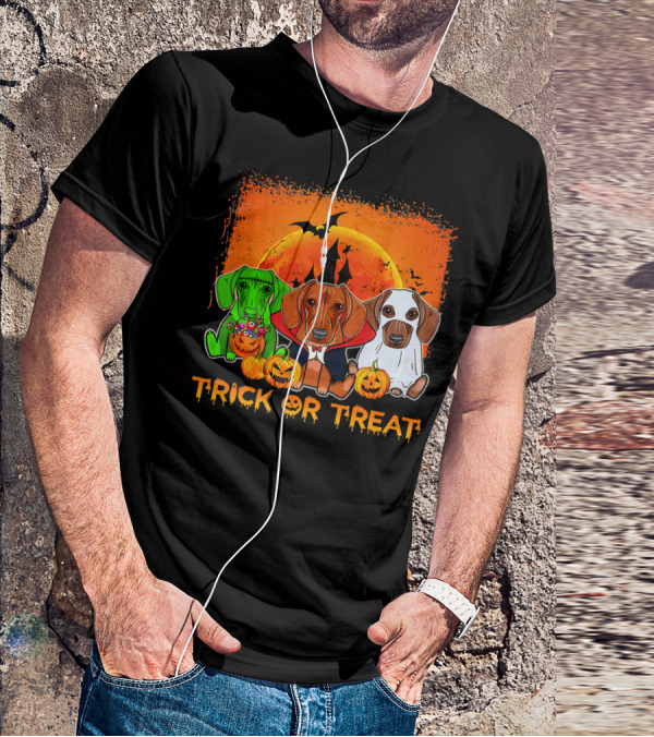 Halloween Dachshund Trio Trick Or Treat With Pumpkins And Moon Background T-Shirt