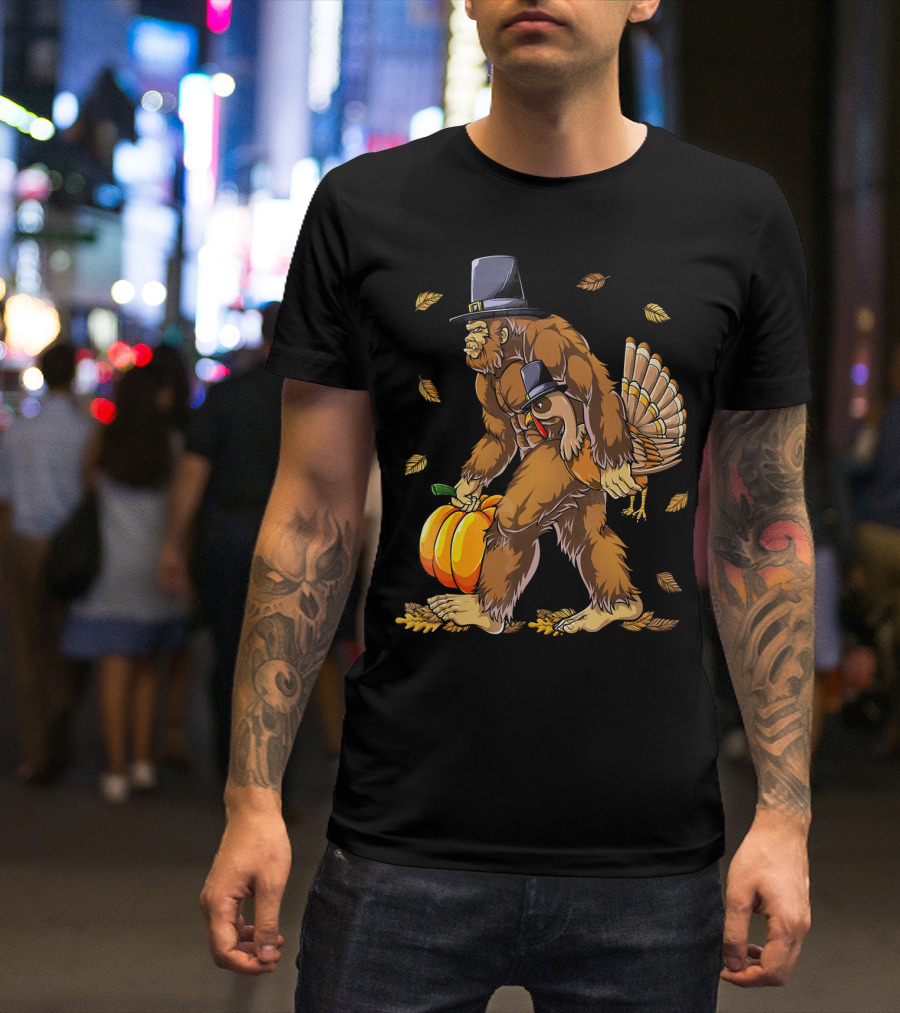 Thanksgiving Bigfoot Pilgrim Turkey Pumpkin Autumn Leaves T-Shirt