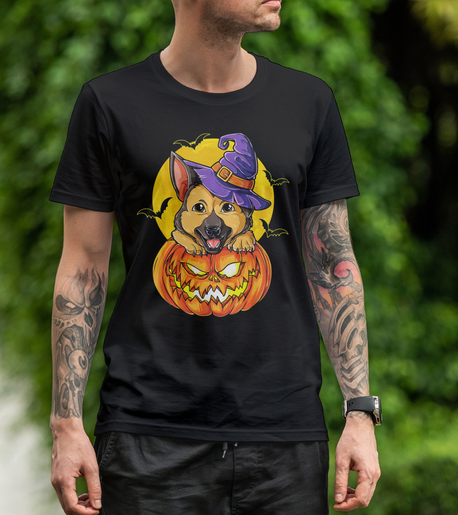German Shepherd Pumpkin With Witch Hat And Bats T-Shirt