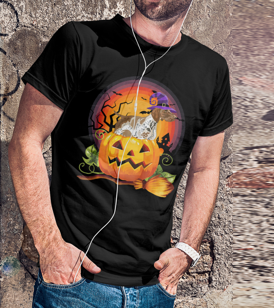 German Shorthaired Pointer Halloween Pumpkin Witch Hat Broomstick T-Shirt