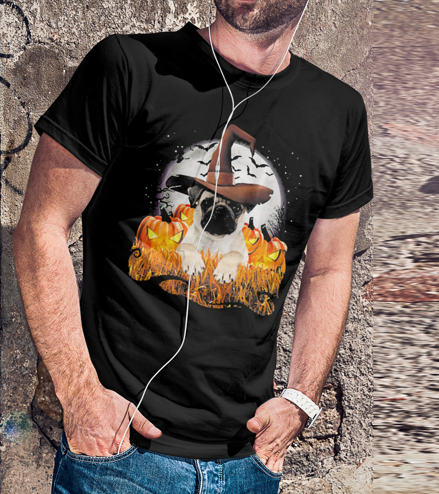 Funny Pug Halloween Witch Hat Pumpkins Moon Bats T-Shirt