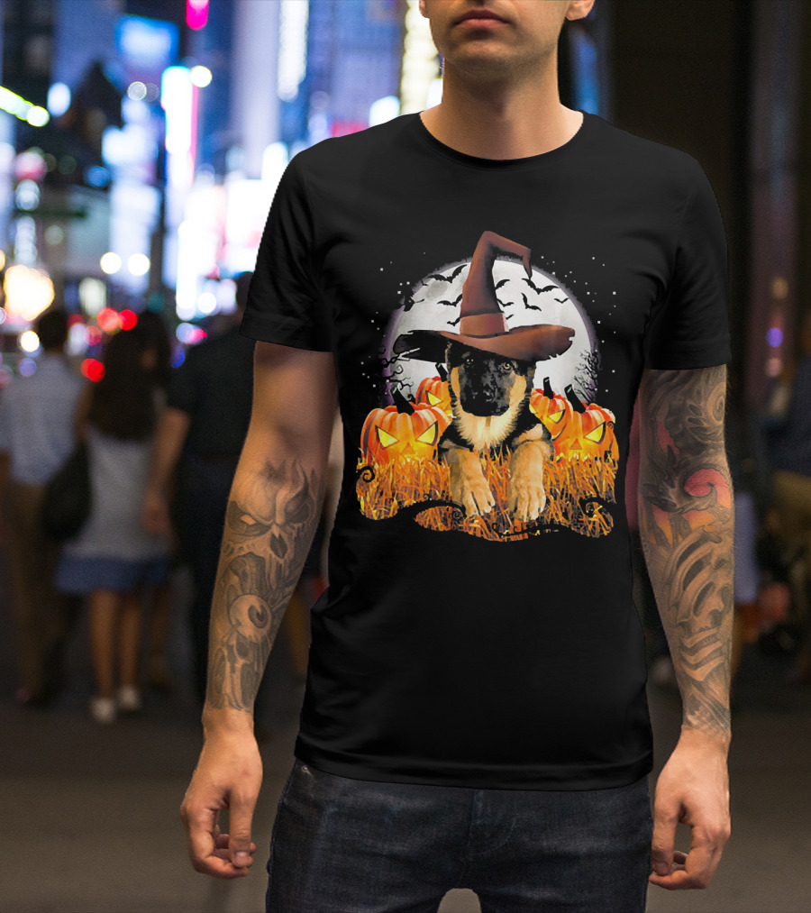 German Shepherd Witch Hat Pumpkins Halloween Moon Bats T-Shirt
