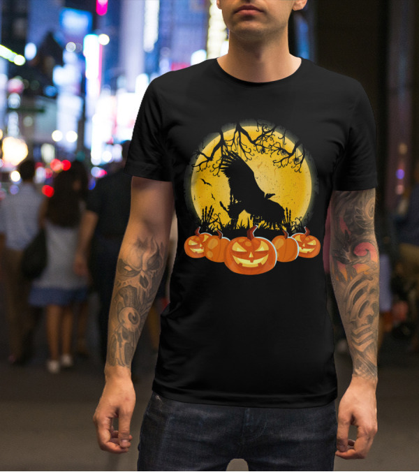 Vulture Silhouette With Pumpkins And Full Moon Halloween Scene T-Shirt