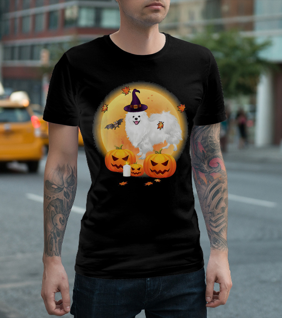 Halloween American Eskimo Dog With Pumpkins And Witch Hat T-Shirt
