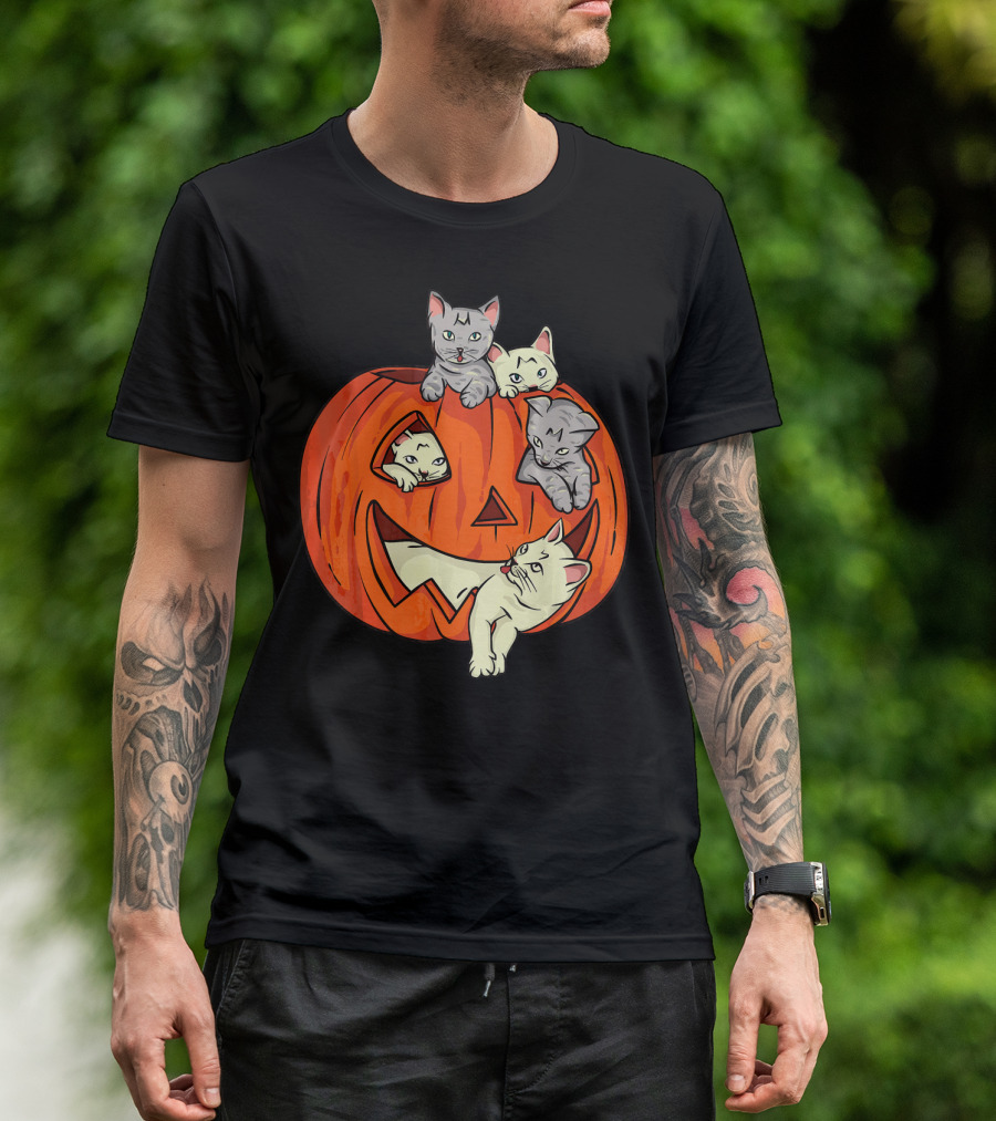 Cats In Jack O Lantern Pumpkin Halloween Scene T-Shirt