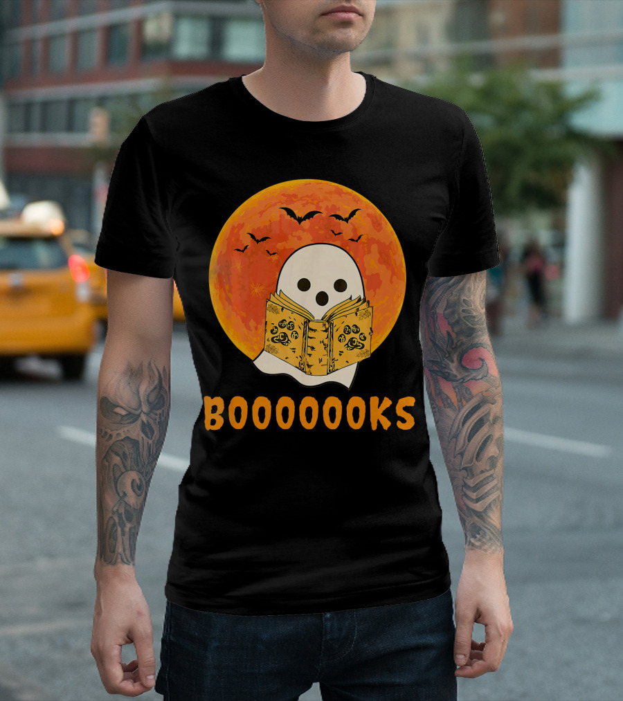 Booooooks Boo Ghost Reading Book Halloween Moon Bats T-Shirt