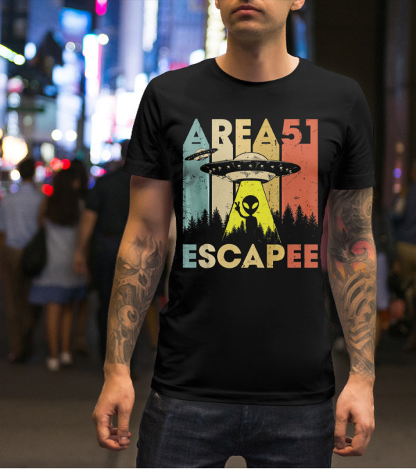 Area 51 Escapee UFO Alien Vintage Halloween Costume T-Shirt
