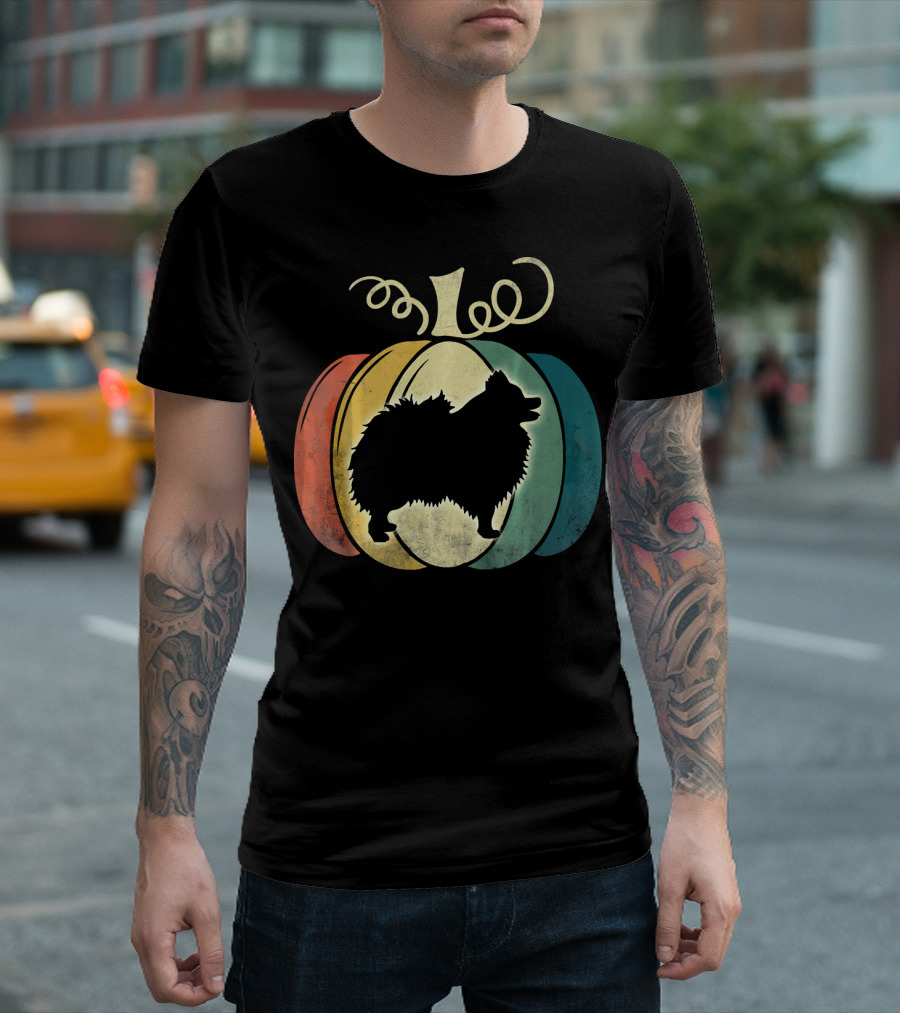 Pomeranian Dog Silhouette Vintage Pumpkin Halloween T-Shirt