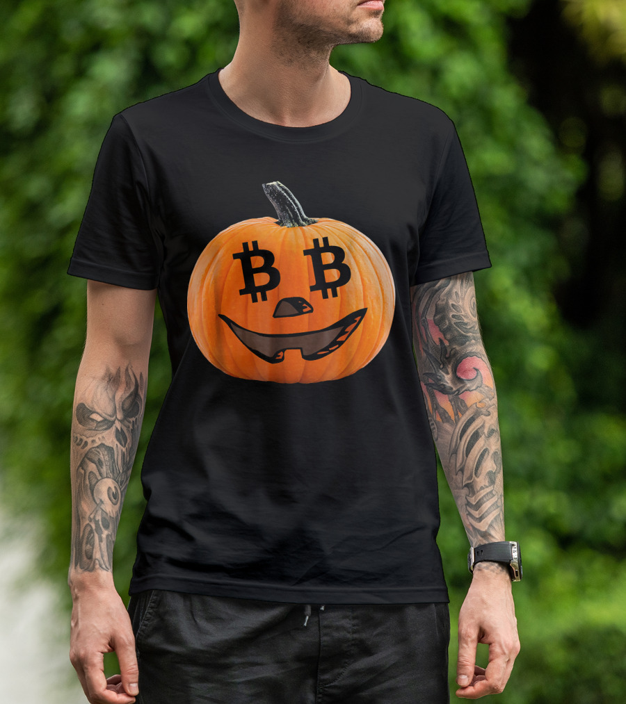 Bitcoin Pumpkin Halloween Costume Crypt T-Shirt
