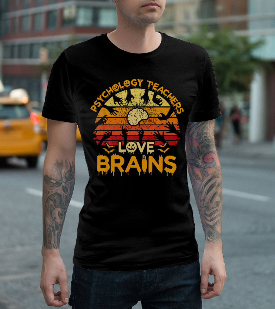 PSYCHOLOGY Teachers Love Brains Halloween Themed Retro T-Shirt