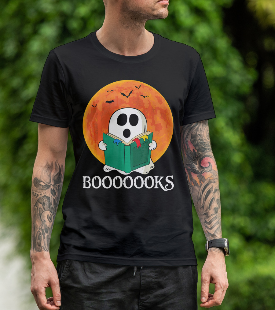 Funny Halloween Booooks Cute Ghost Reading With Full Moon And Bats T-Shirt