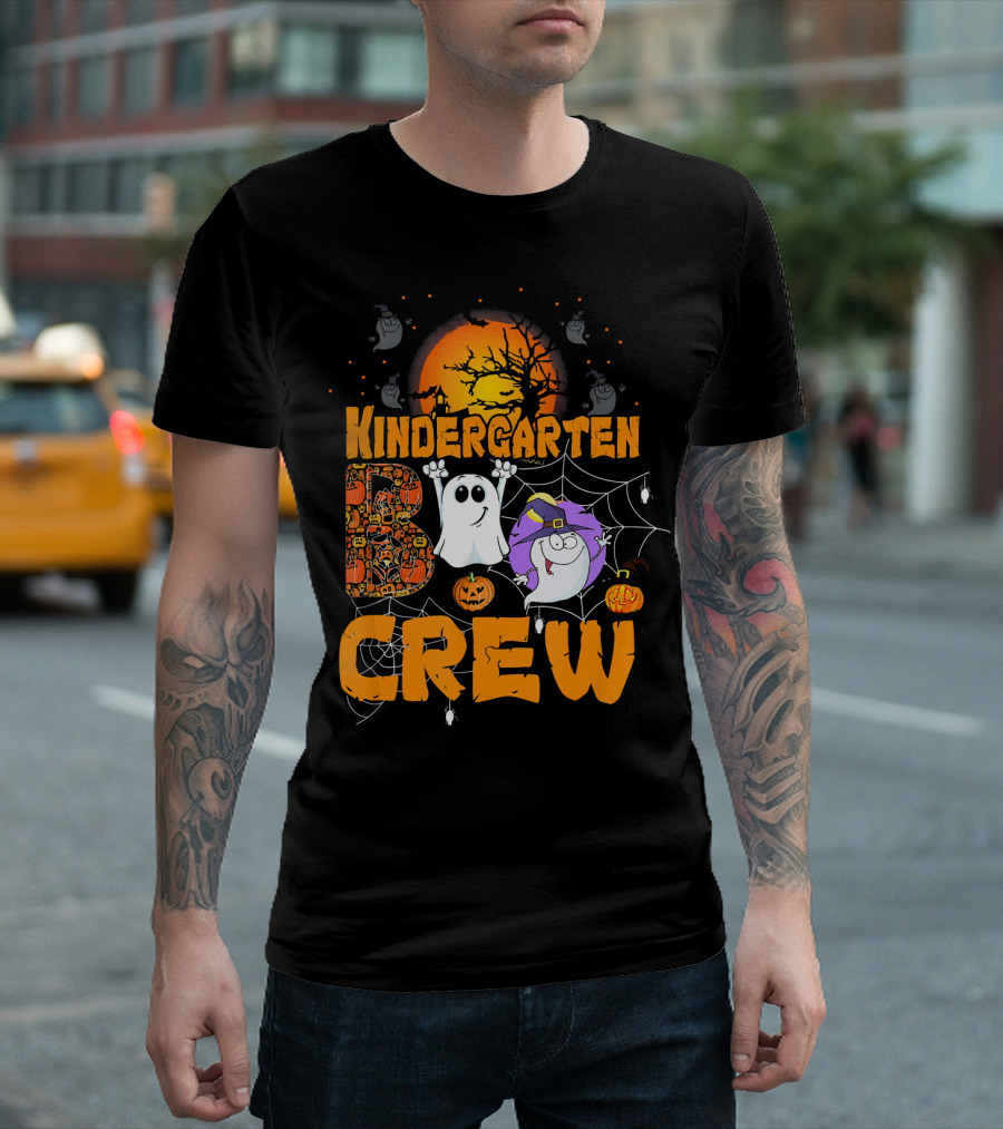 Kindergarten Boo Crew Halloween Teacher Ghosts Pumpkin Moon T-Shirt