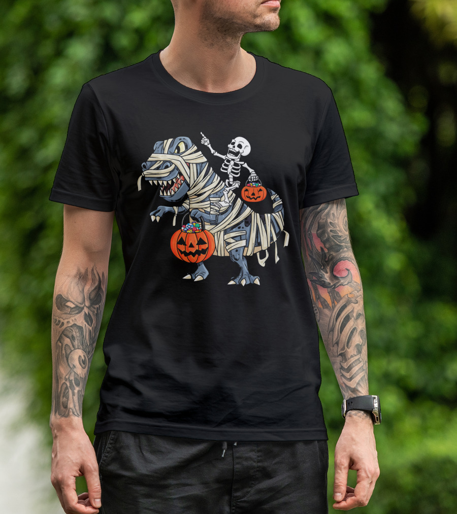 Skeleton Riding Mummy T-Rex With Pumpkin Candy Buckets Halloween Bo T-Shirt