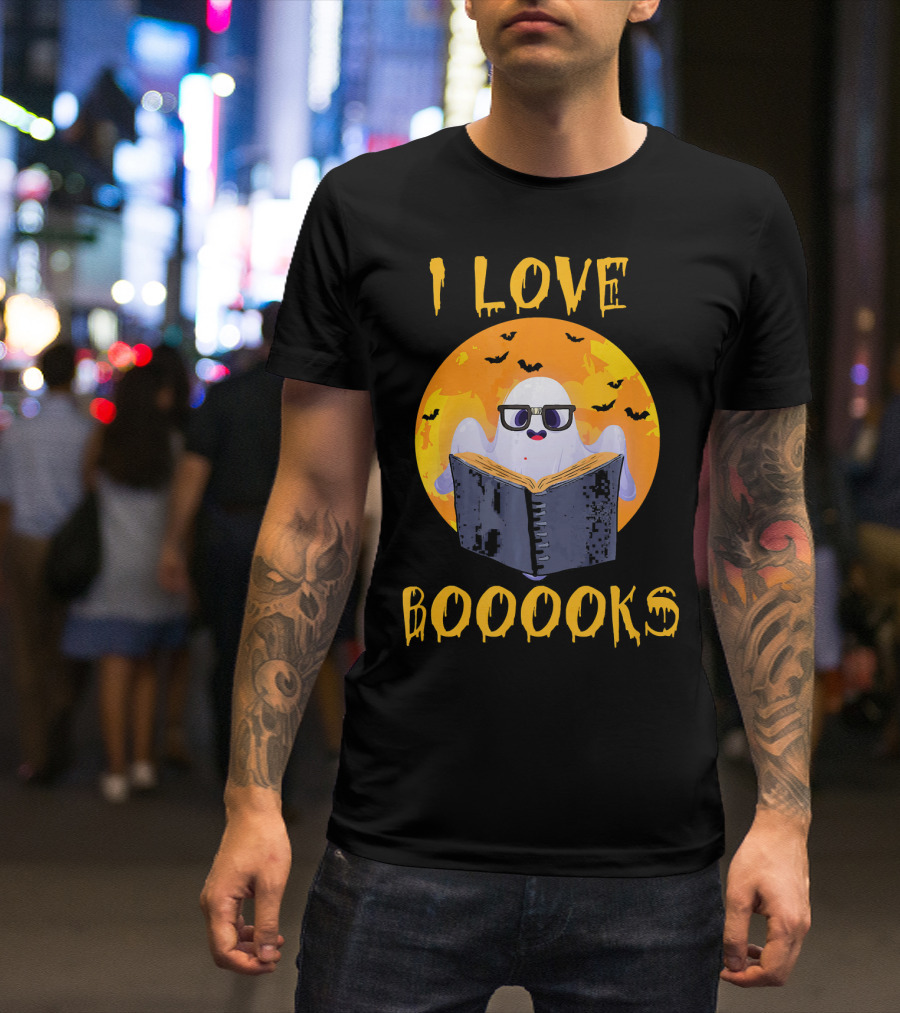 I Love Boooooks Halloween Ghost Reading With Bats T-Shirt