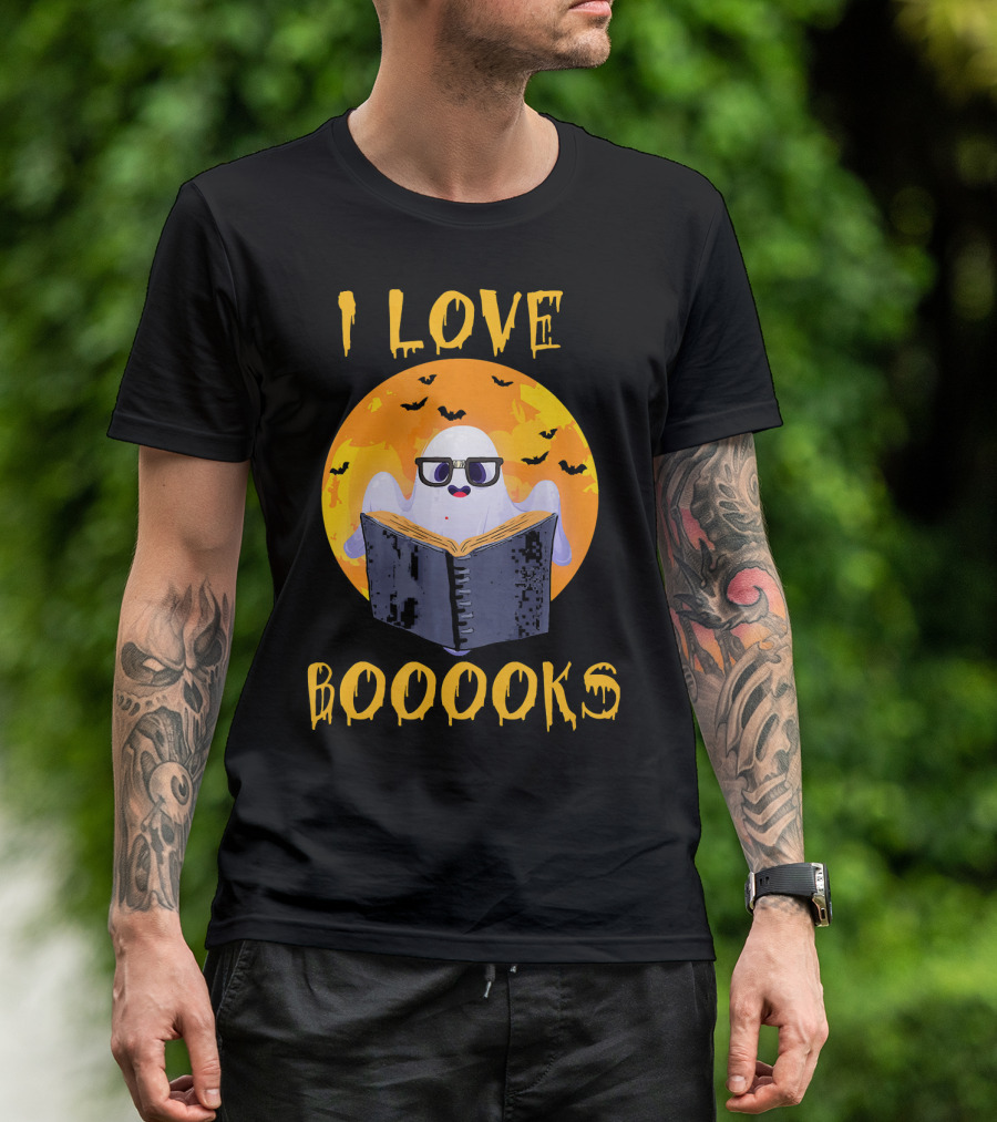 I Love Boooooks Halloween Ghost Reading With Bats T-Shirt