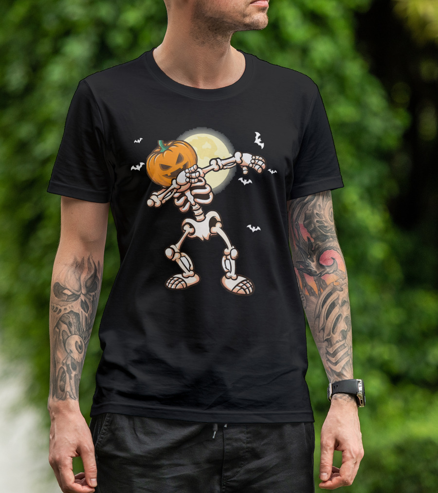 Skeleton Dabbing With Pumpkin Head And Bats T-Shirt