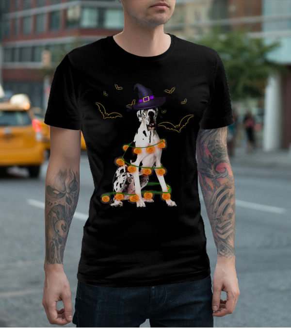 Halloween Great Dane Dog With Witch Hat And Pumpkin Lights Surrounded By Bats T-Shirt