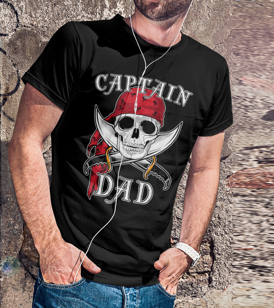 Captain Dad Funny Halloween Pirate Skull Bandana Swords T-Shirt