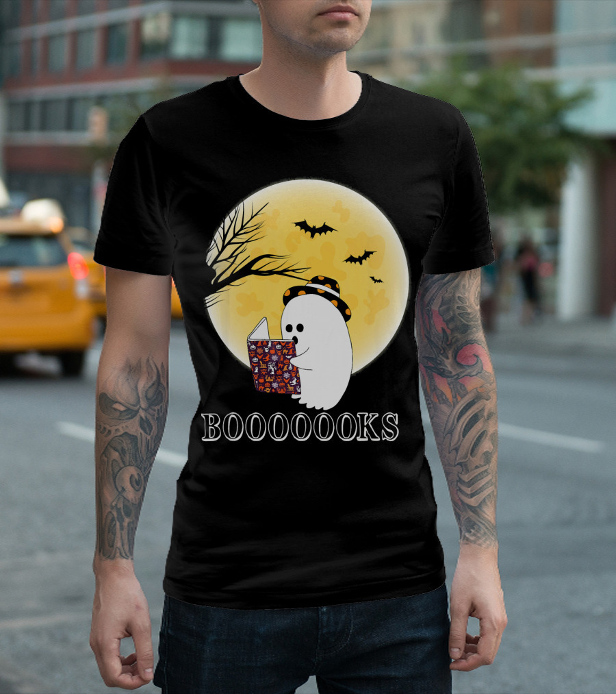 Booooooks Boo Ghost Reading Under the Full Moon Halloween T-Shirt