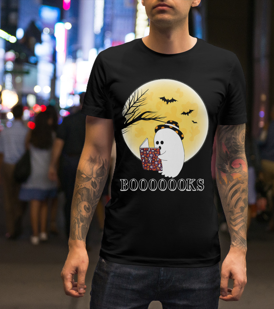 Booooooks Boo Ghost Reading Under The Full Moon Halloween T-Shirt