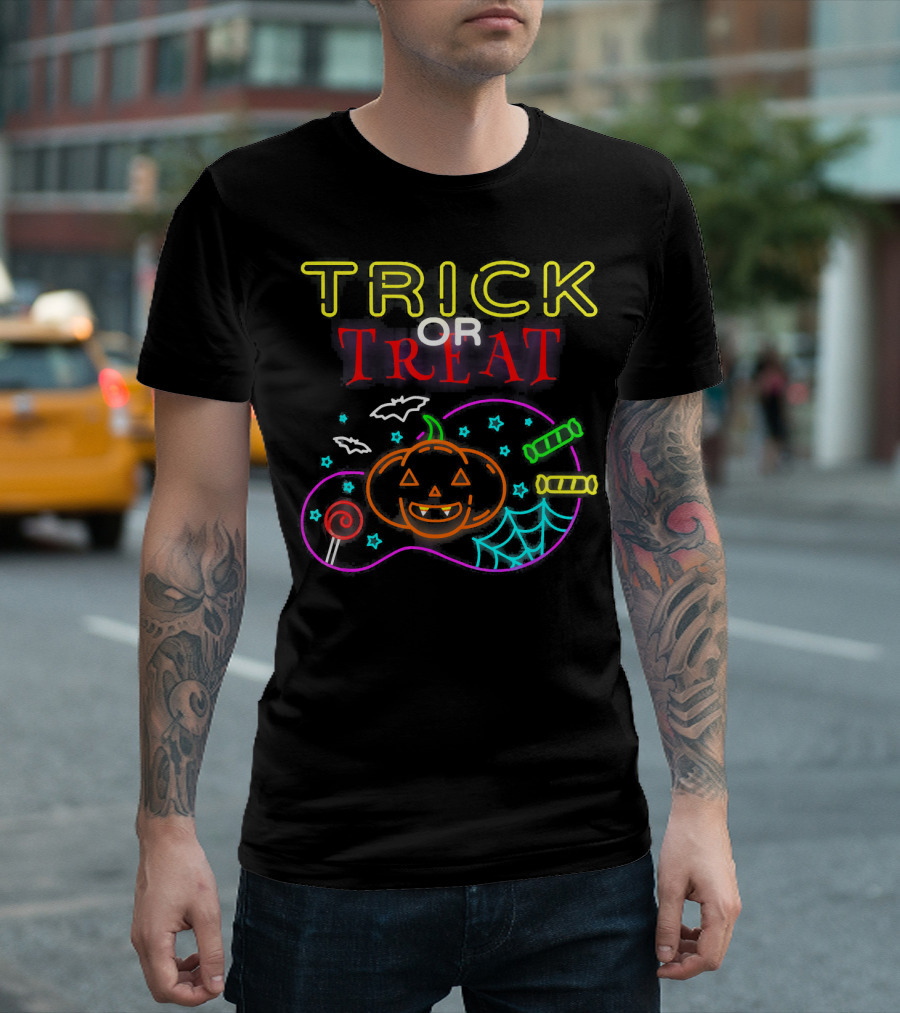 TRICK OR TREAT Scary Halloween Pumpkin Candy Bats Web Neon T-Shirt