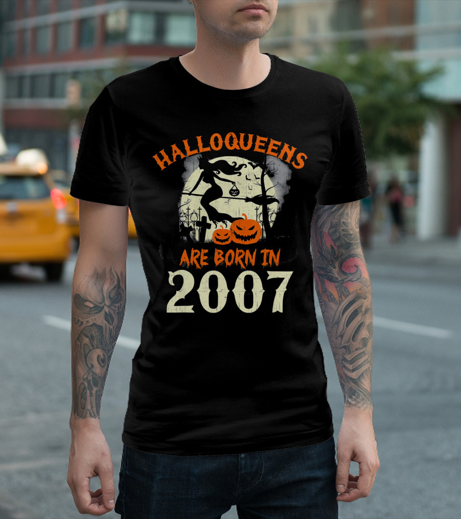 Halloqueens Born In 2007 Halloween Witch Pumpkins Graveyard Scene T-Shirt