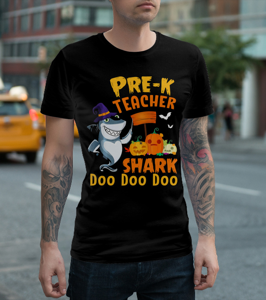 Pre-K Teacher Shark Doo Doo Doo Halloween Witch Pumpkins Bats T-Shirt