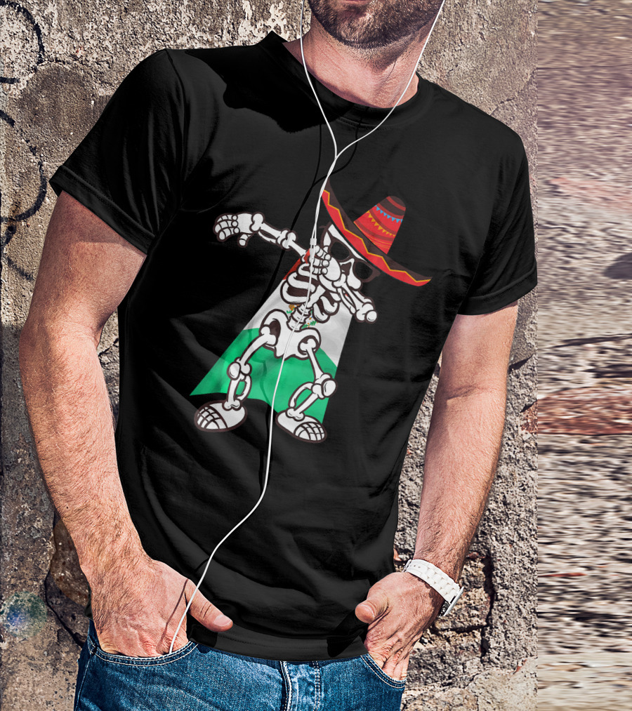 Cinco De Mayo Skeleton Dabbing With Sombrero And Mexican Flag Cape T-Shirt