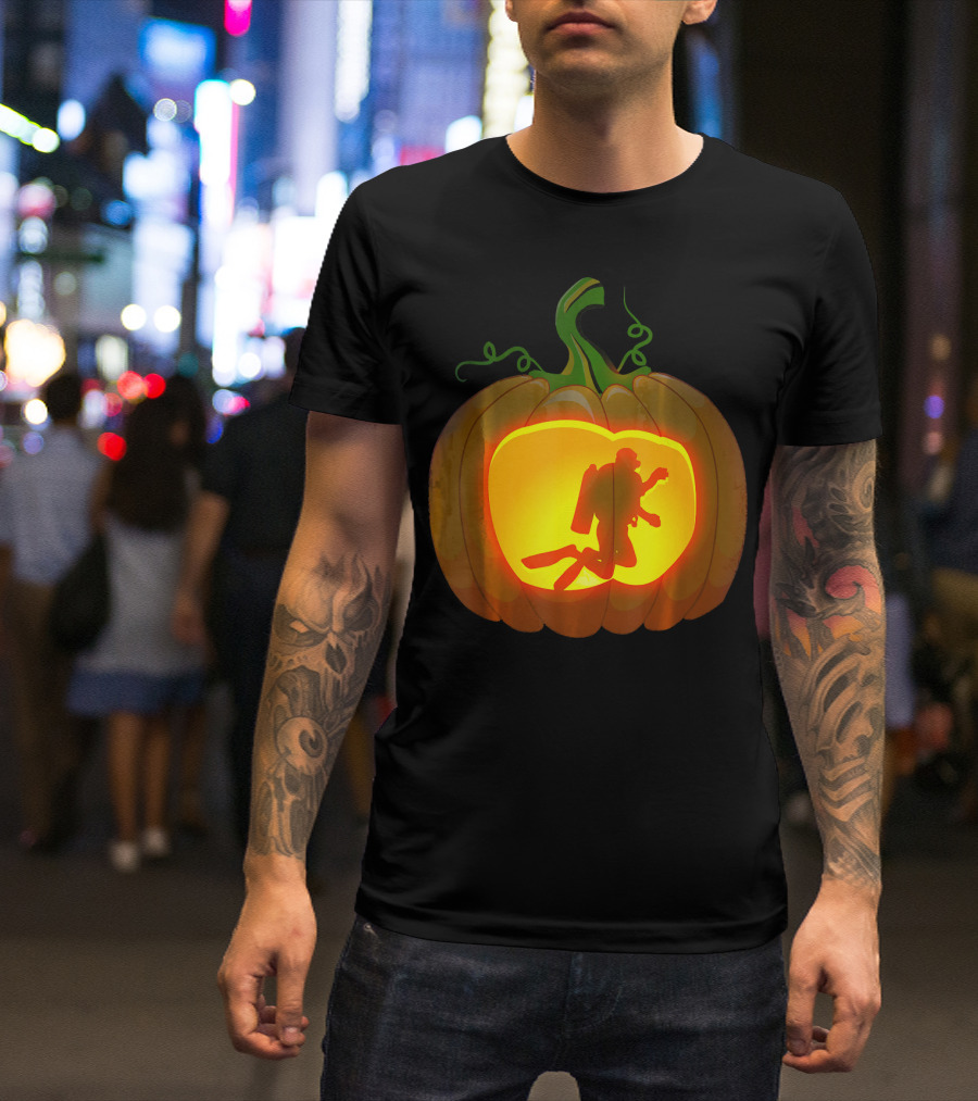 Scuba Diving Pumpkin Carving T-Shirt