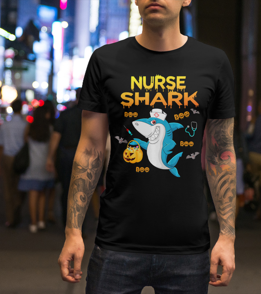 Nurse Shark Halloween Boo Pumpkin Bats Stethoscope T-Shirt