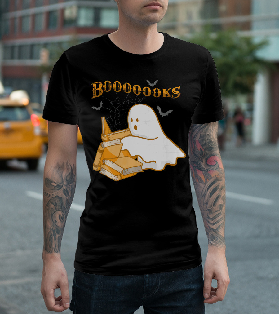 Booooooks Ghost Reading Bat Halloween Teacher T-Shirt