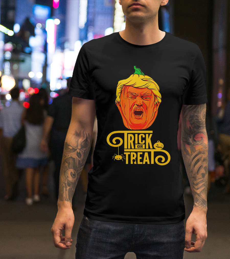 Trick Or Treat Funny Halloween Trumpkin Trump Pumpkin T-Shirt