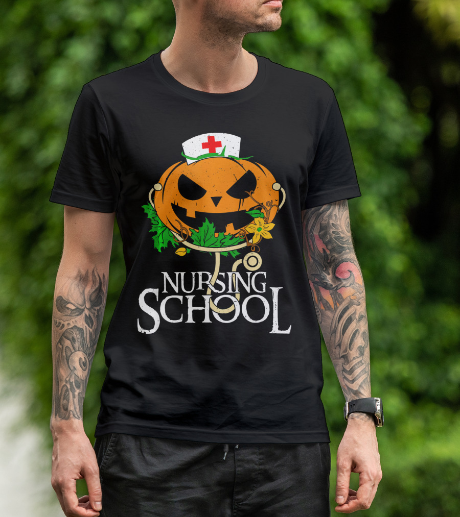 Nursing School Pumpkin With Stethoscope And Nurse Hat Jack-o'-Lantern T-Shirt
