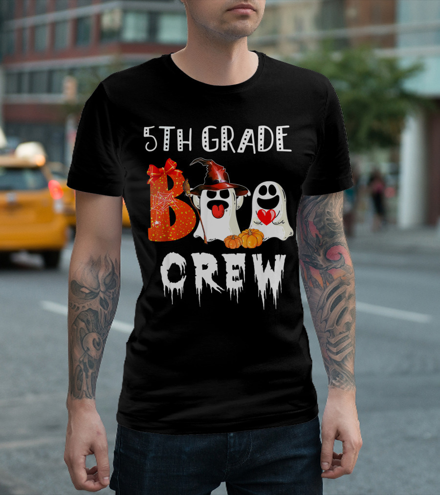 5Th Grade Boo Crew Halloween Ghosts with Witch Hat and Pumpkins T-Shirt