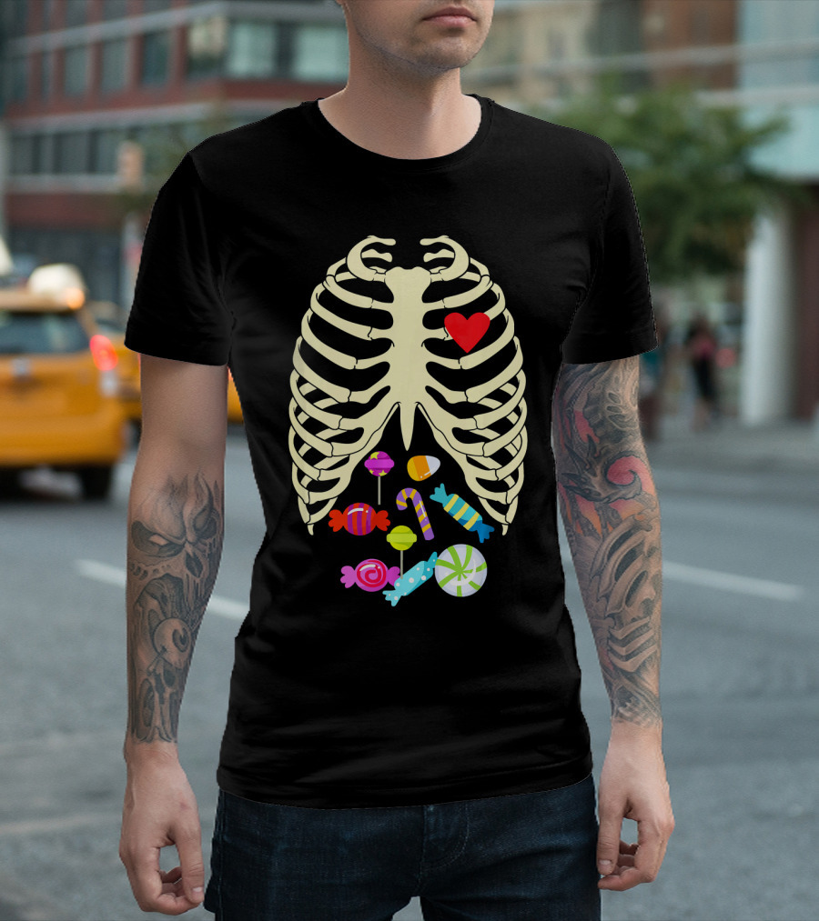 X Ray Skeleton Rib Cage Heart Candy Halloween T-Shirt