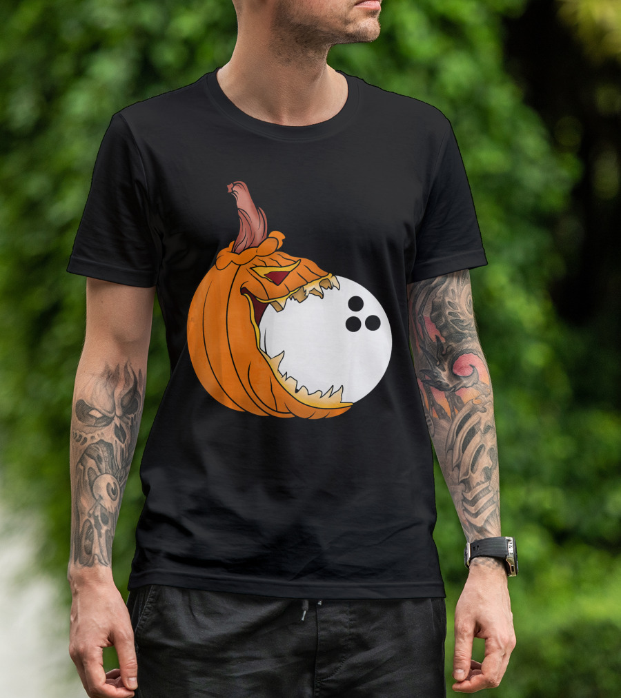 Pumpkin Carving Eating Bowling Ball Halloween Fun T-Shirt