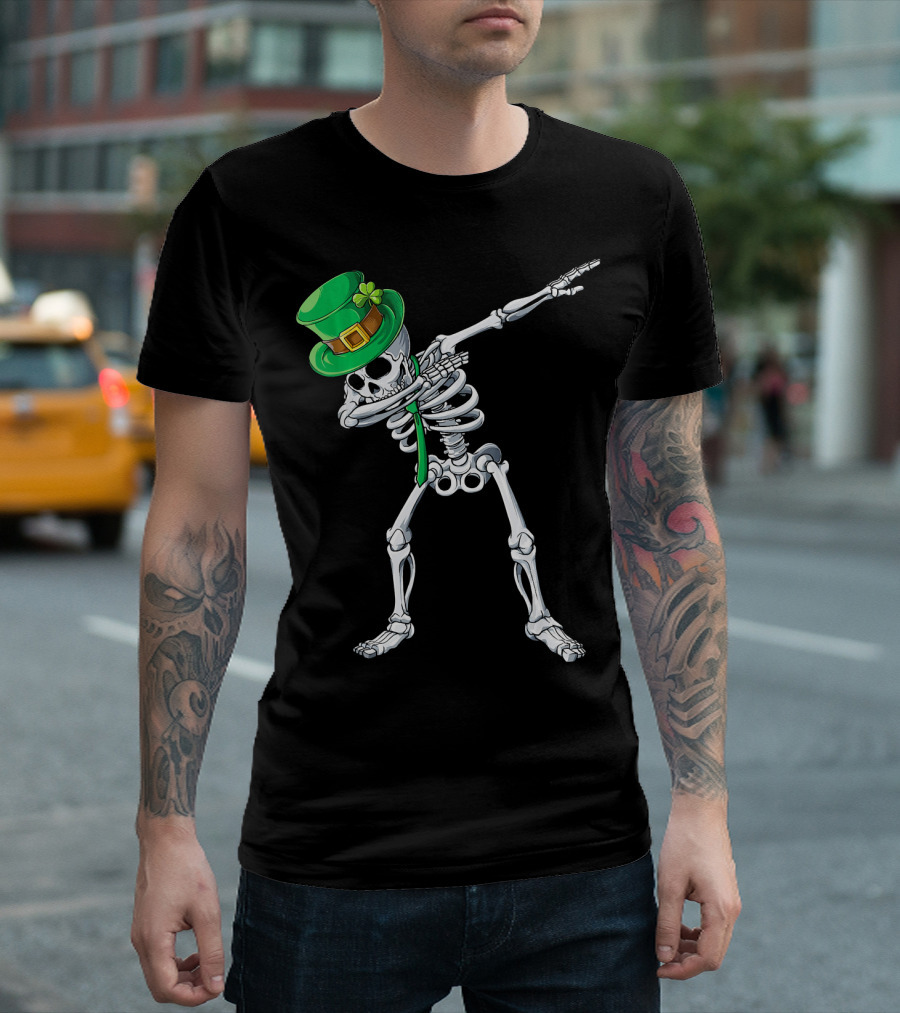 Dabbing Skeleton in Green Leprechaun Hat with Clover T-Shirt