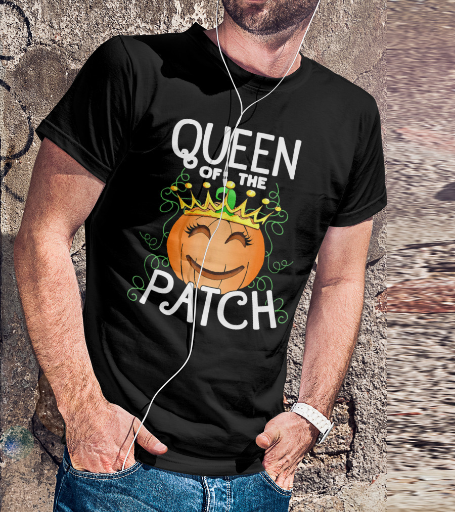 Queen Of The Patch Halloween Pumpkin T-Shirt