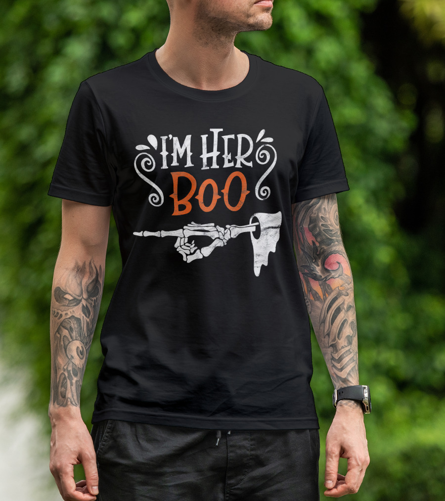 I'm Her Boo Halloween Skeleton Hand Ghost T-Shirt