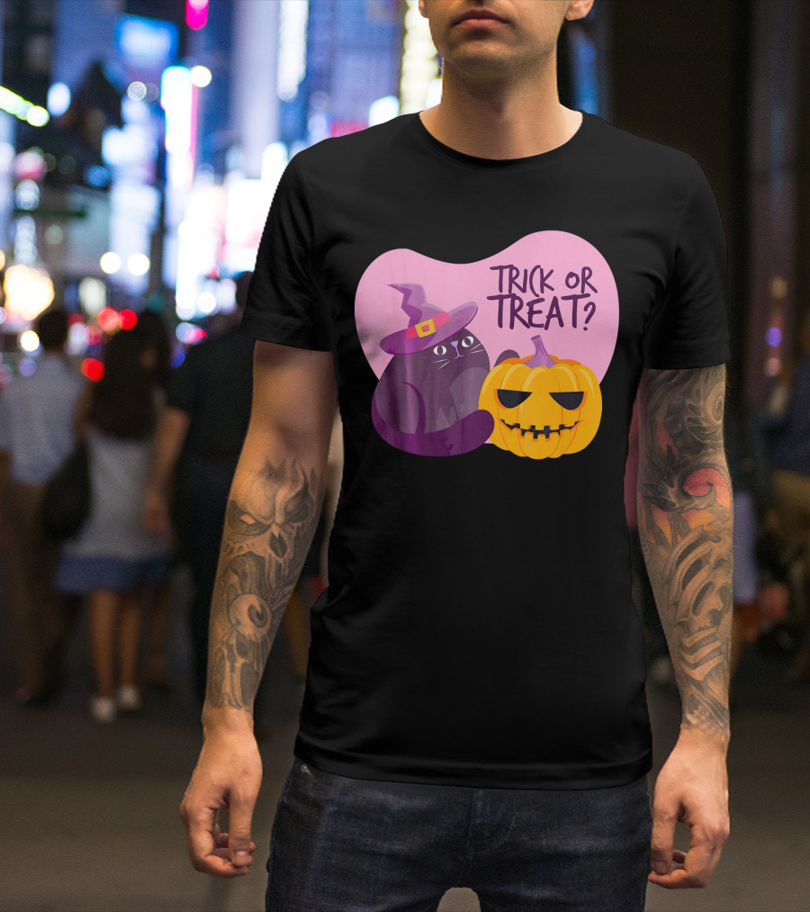 Trick Or Treat Happy Halloween Day Kids Halloween Pump T-Shirt