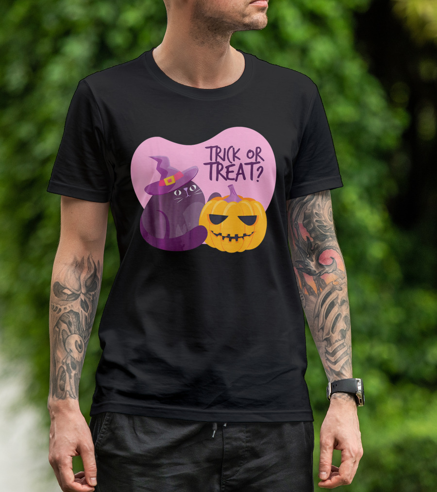 Trick Or Treat Happy Halloween Day Kids Halloween Pump T-Shirt