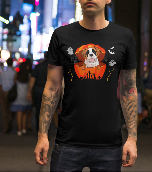 St Bernard Dog In Pumpkin With Ghosts And Bats For Halloween T-Shirt
