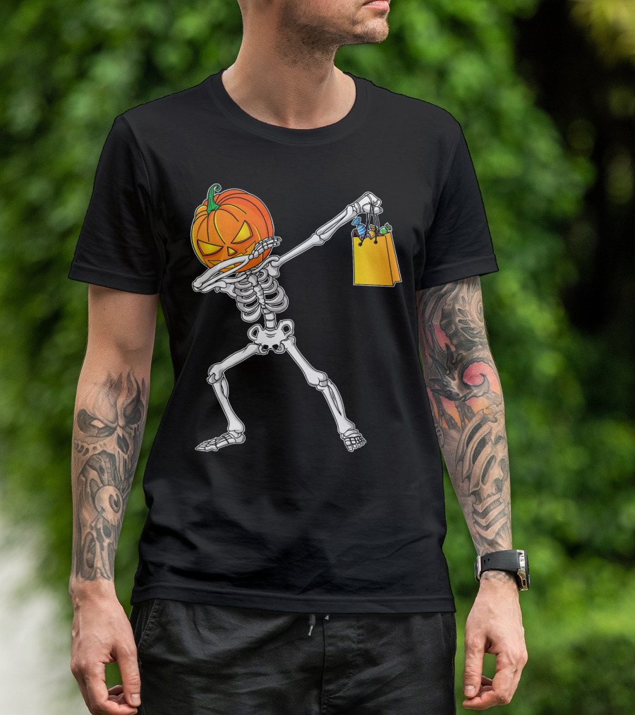Halloween Kids Pumpkin Skeleton Dabbing With Candy Bag T-Shirt