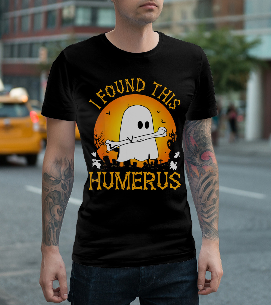 I Found This Humerus Halloween Ghost With Bone Spooky Graveyard Scene T-Shirt