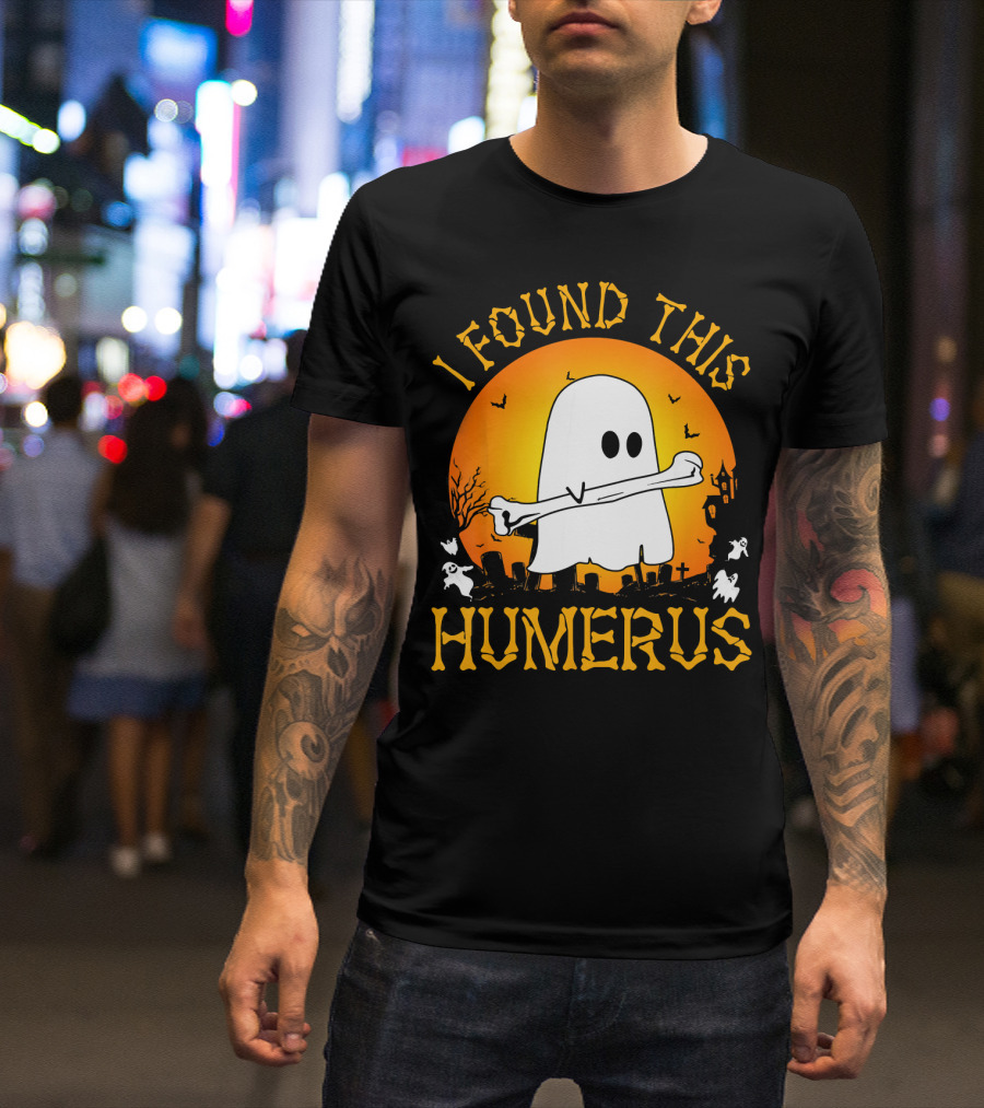 I Found This Humerus Halloween Ghost With Bone Spooky Graveyard Scene T-Shirt