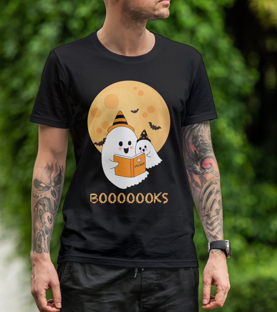 Halloween Ghosts Reading Boooooks Under Full Moon T-Shirt