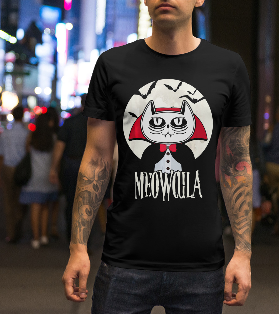 Meowcula Funny Cat Vampire Dracula Cartoon Bats Moon T-Shirt