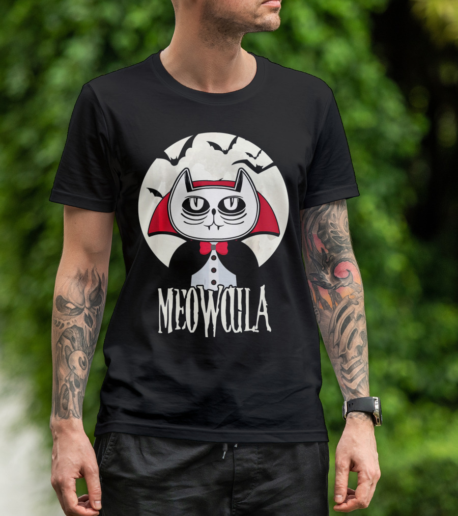 Meowcula Funny Cat Vampire Dracula Cartoon Bats Moon T-Shirt