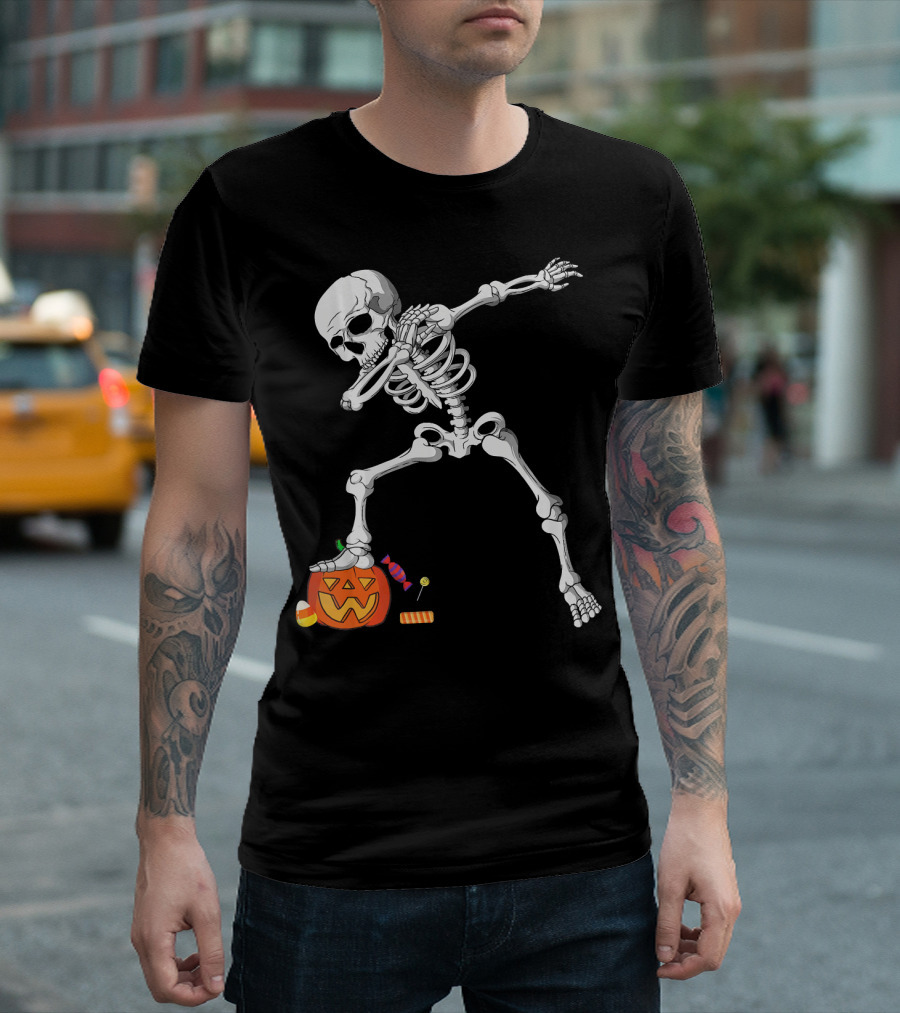 Halloween Skeleton Dabbing On Pumpkin With Candy T-Shirt