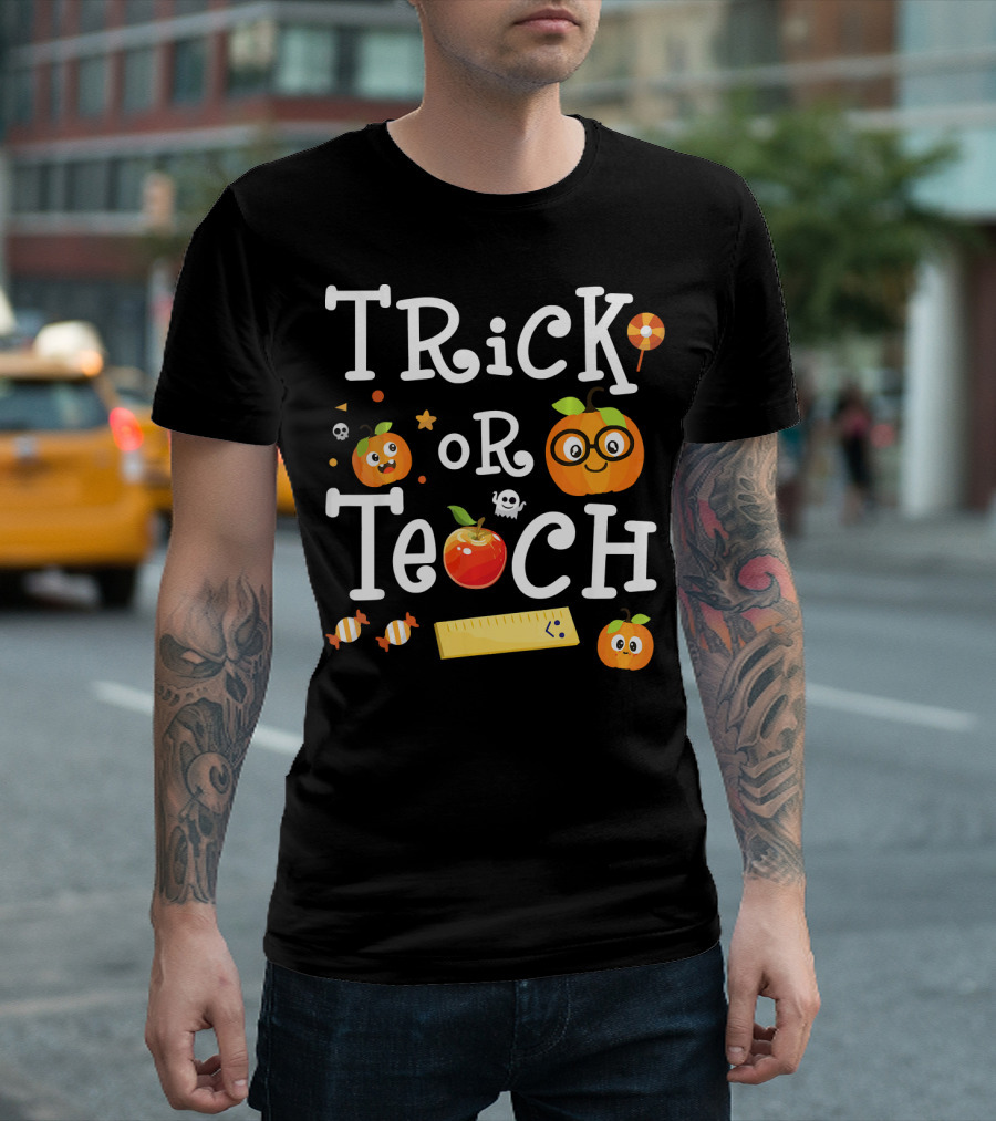 Trick Or Teach Scary Pumpkin Student Halloween T-Shirt